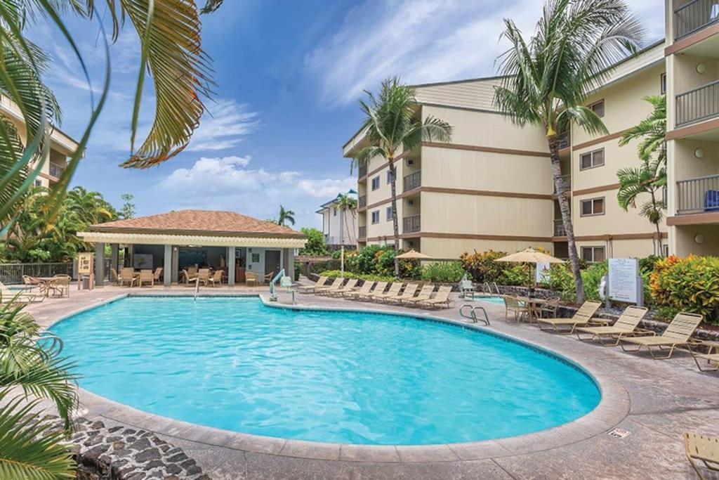 Beautiful 2 Bedroom Condo @ Kona! Kailua-Kona Esterno foto