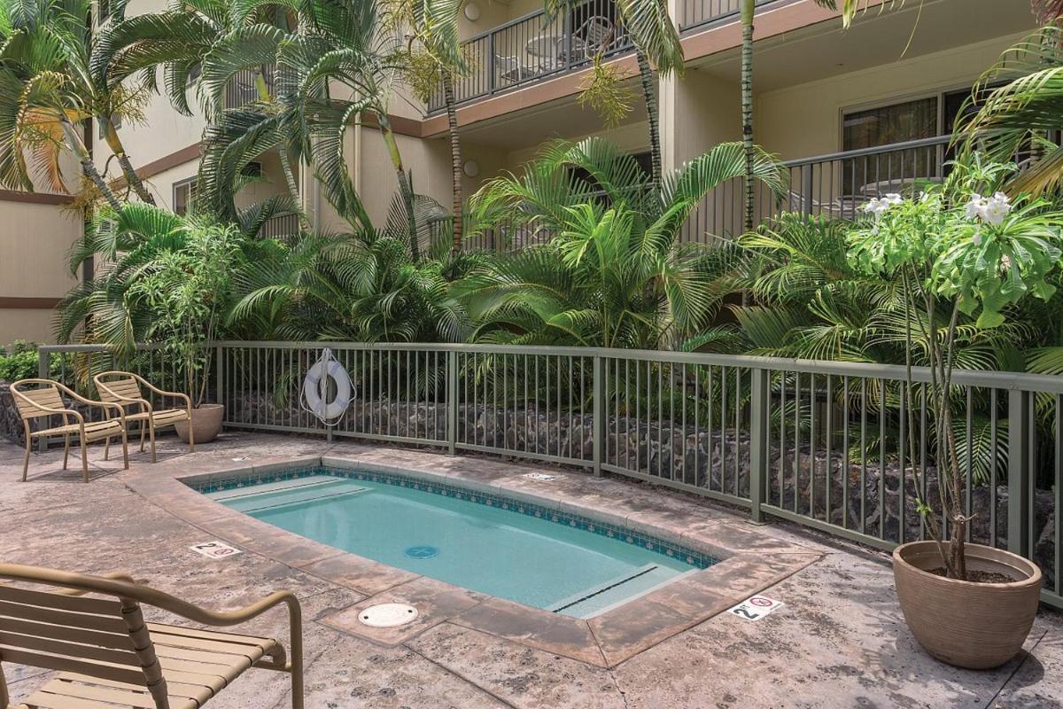 Beautiful 2 Bedroom Condo @ Kona! Kailua-Kona Esterno foto